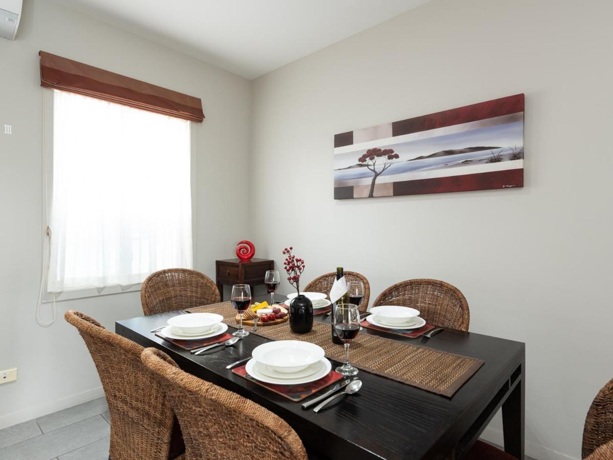 Oceanside - Paihia Waterfront Apartment Buitenkant foto